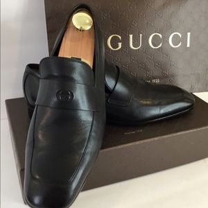 Mens Gucci Black Loafers w/ GG logo & Rubber Soles